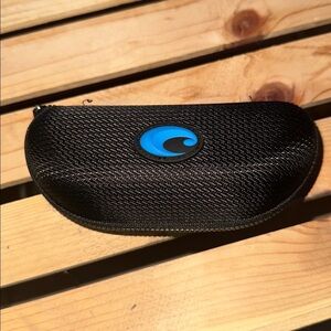 Costa Del Mar Sunglasses Hard Shell Case With‎ Zipper Clousure
